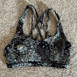 Lululemon bra